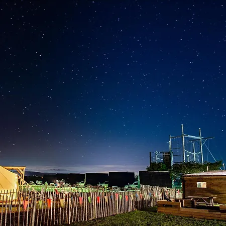 Carrowmena School House & Glamping-2